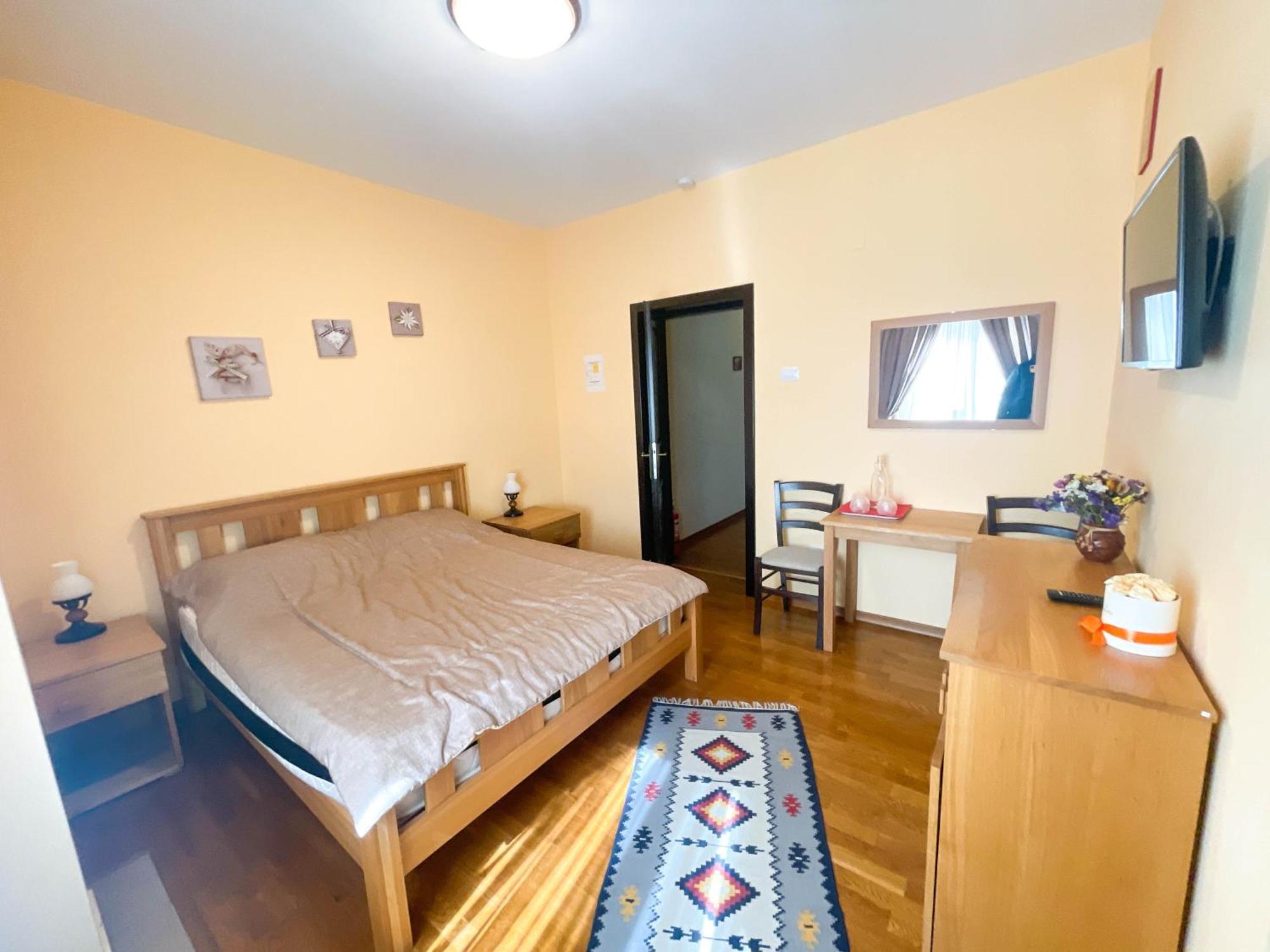 Pensiunea Tania-Nora Alexandru cel Bun Esterno foto