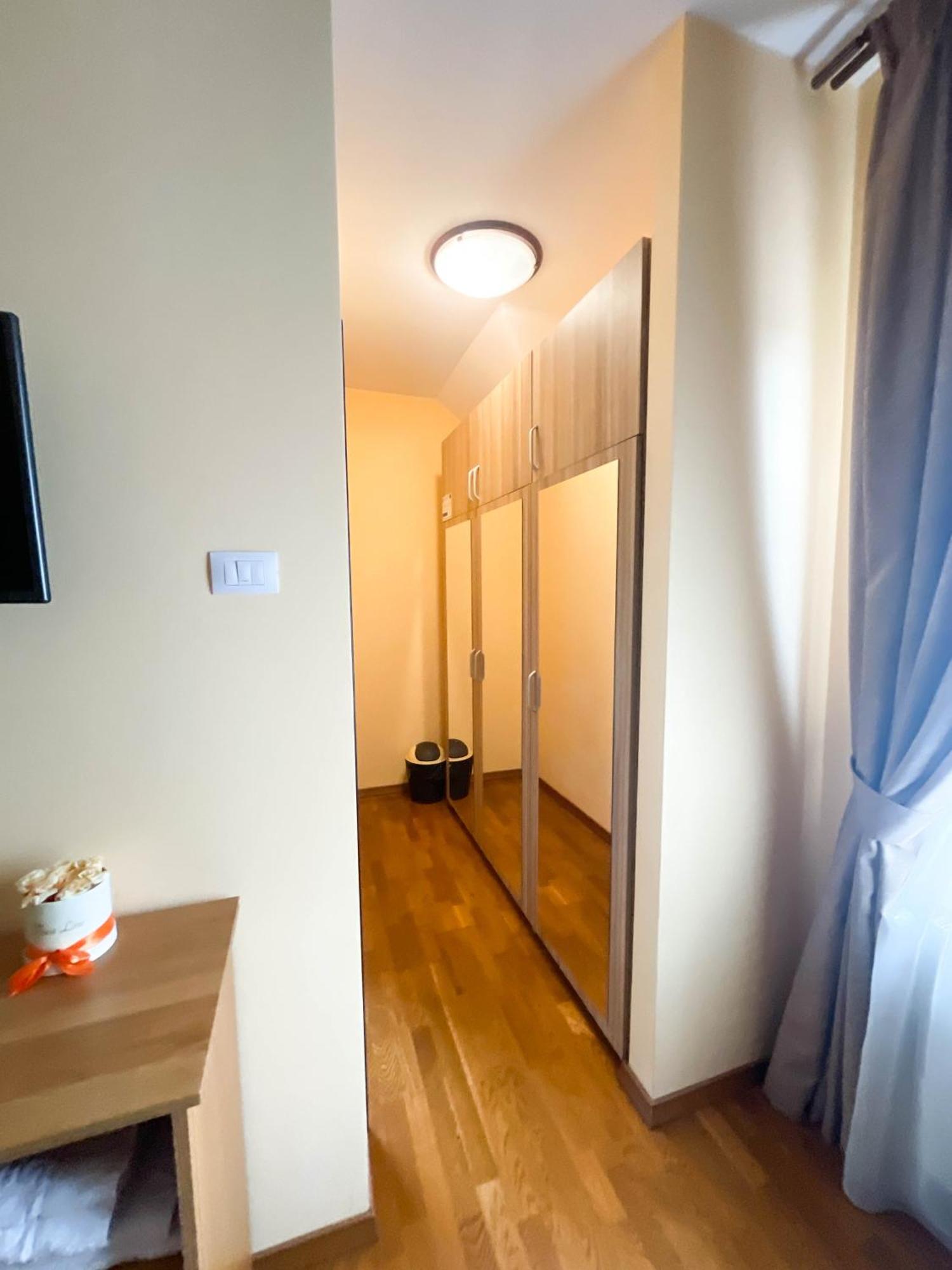 Pensiunea Tania-Nora Alexandru cel Bun Esterno foto