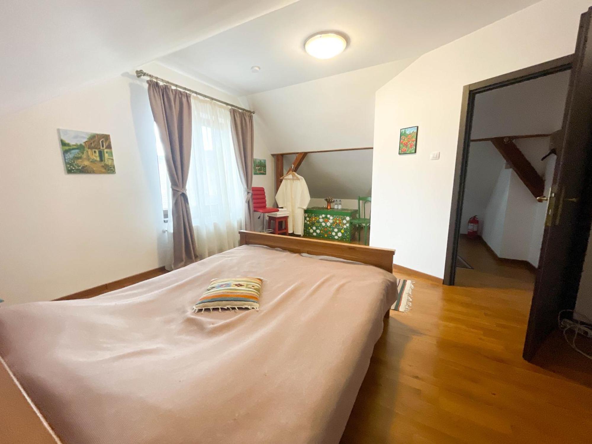 Pensiunea Tania-Nora Alexandru cel Bun Esterno foto